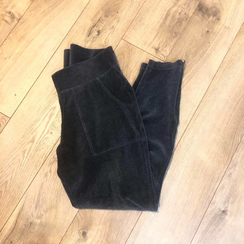 ATHLETA Dark Gray Velour Velluxe Joggers Size Small - Picture 7 of 11